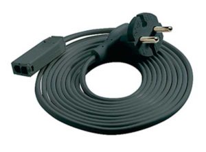 Cable de alimentación 230 V/2,5 A,con clavija europea acodada y conector AMP-HV negro, longitud: 3000 mm